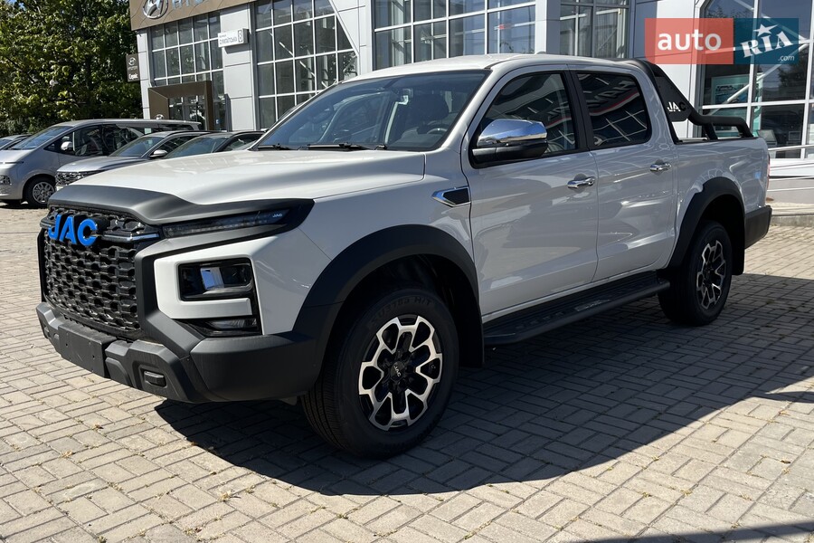 JAC T9 EV - фото 3