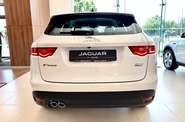 Jaguar F-Pace Pure