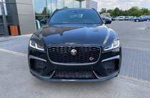 Jaguar F-Pace Base