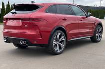 Jaguar F-Pace Base