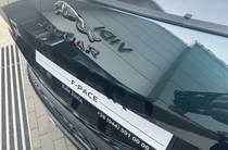 Jaguar F-Pace Base