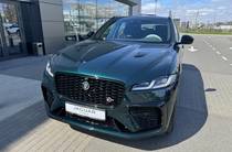 Jaguar F-Pace Base