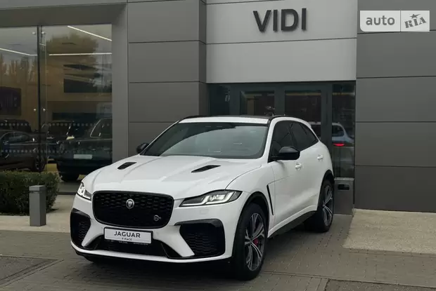 Jaguar F-Pace Base