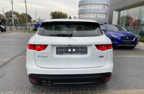 Jaguar F-Pace Pure