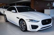 Jaguar XE R-Dynamic S