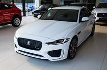 Jaguar XE R-Dynamic S