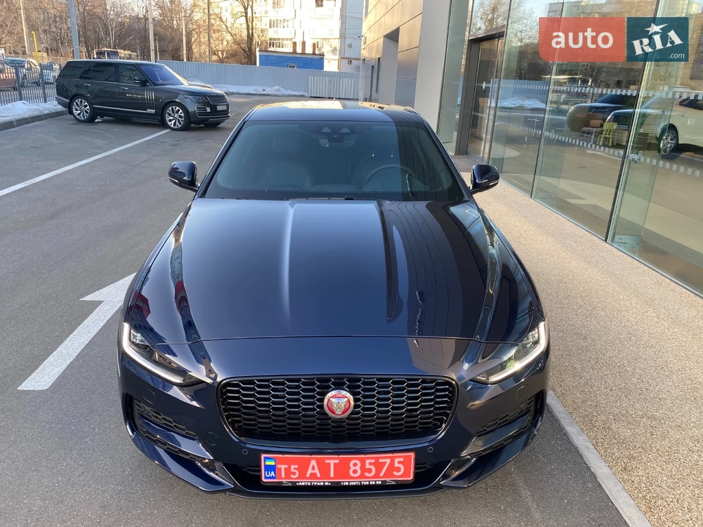 Jaguar XE S