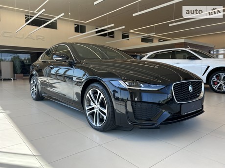 Jaguar XE 2024