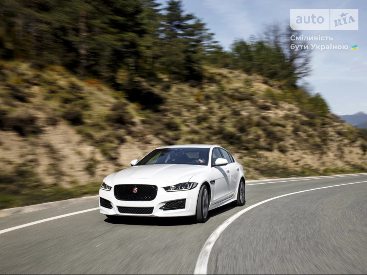 Jaguar XE R-Sport