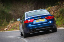 Jaguar XE R-Sport