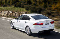 Jaguar XE R-Sport