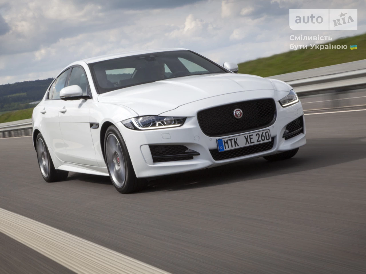 Jaguar XE R-Sport