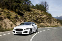 Jaguar XE R-Sport