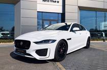 Jaguar XE R-Dynamic SE