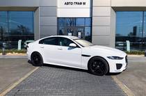 Jaguar XE R-Dynamic SE