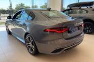 Jaguar XE R-Dynamic SE