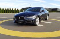 Jaguar XE S