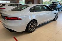 Jaguar XF R-Dynamic S