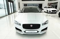 Jaguar XF Portfolio