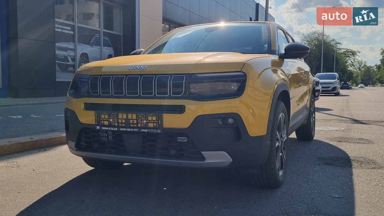 Jeep Avenger Summit