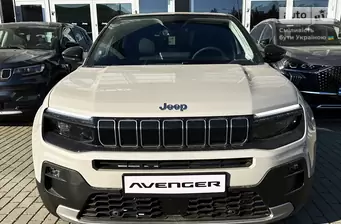 Jeep Avenger Summit 1.2 e-Hybrid DCT (100 к.с.) - фото 1