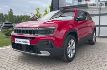 Jeep Avenger Altitude 1.2 e-Hybrid DCT (100 к.с.) - фото 1