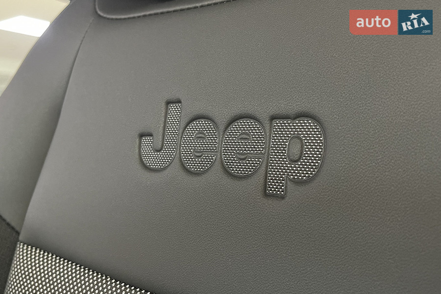 Jeep Avenger - фото 15