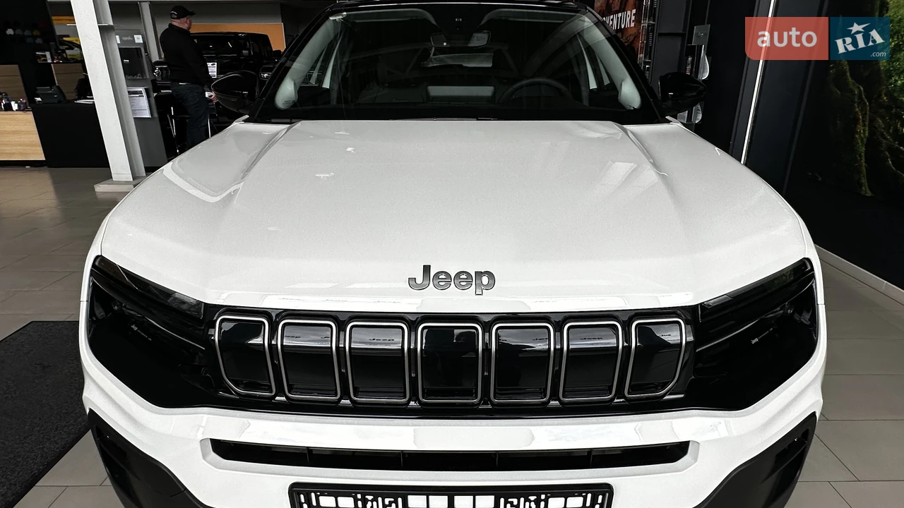 Jeep Avenger Summit