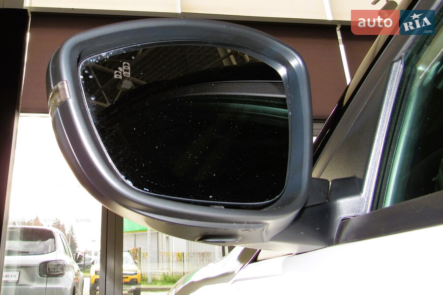 Jeep Avenger - фото 10