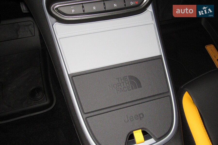 Jeep Avenger - фото 11