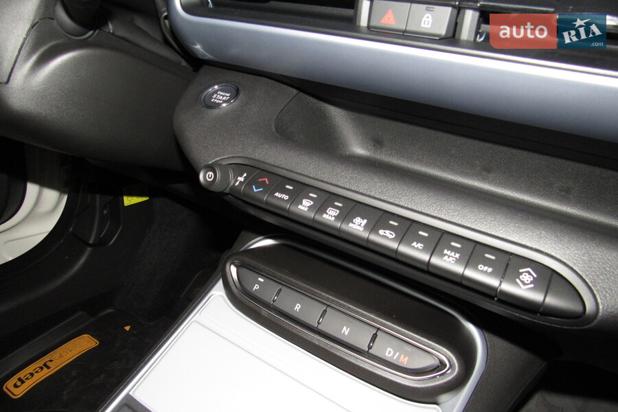 Jeep Avenger - фото 13