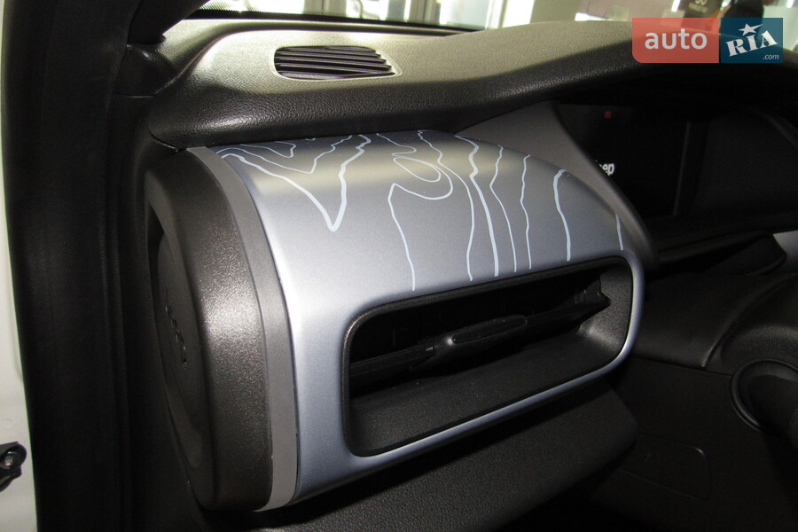 Jeep Avenger - фото 17