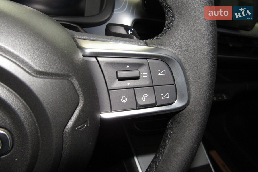 Jeep Avenger - фото 25