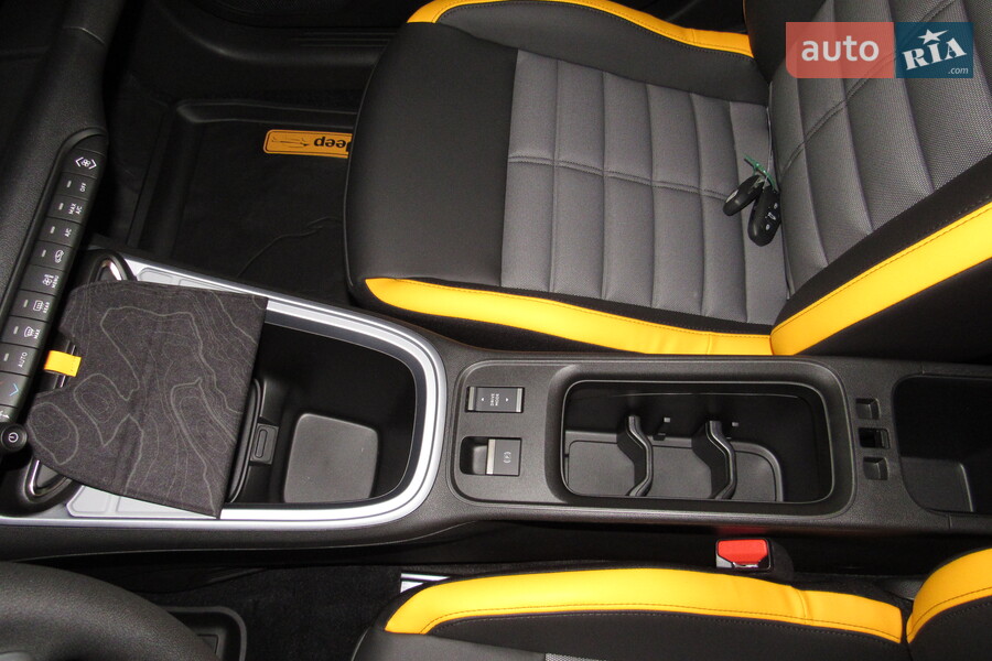 Jeep Avenger - фото 22