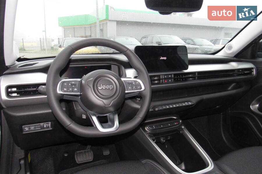 Jeep Avenger - фото 12