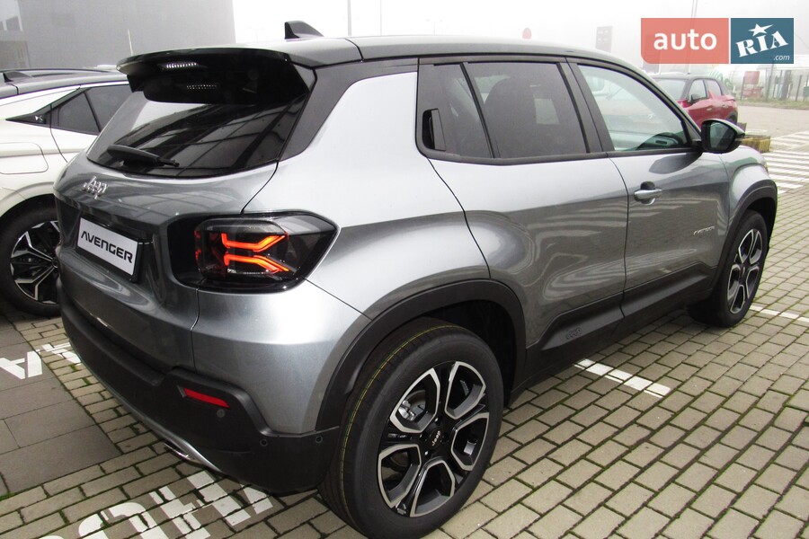 Jeep Avenger - фото 7
