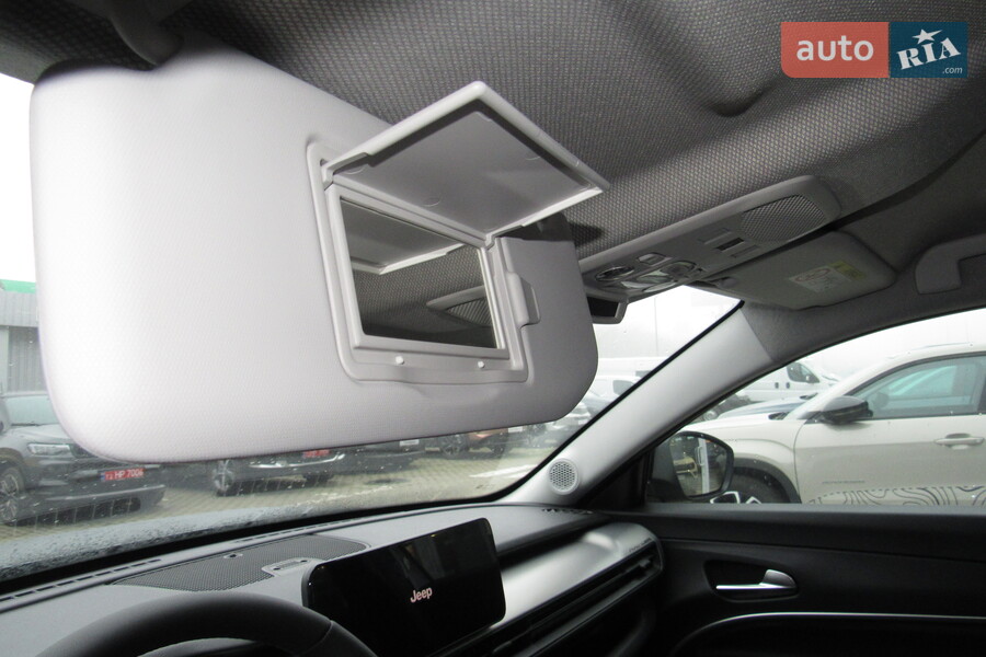 Jeep Avenger - фото 18