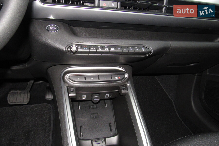 Jeep Avenger - фото 22