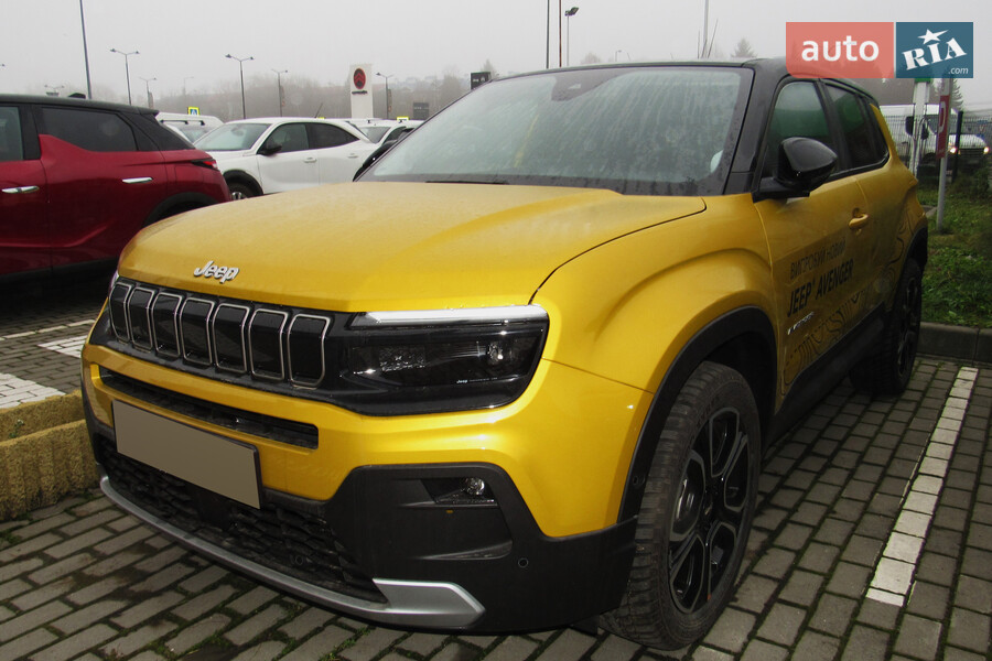 Jeep Avenger - фото 1