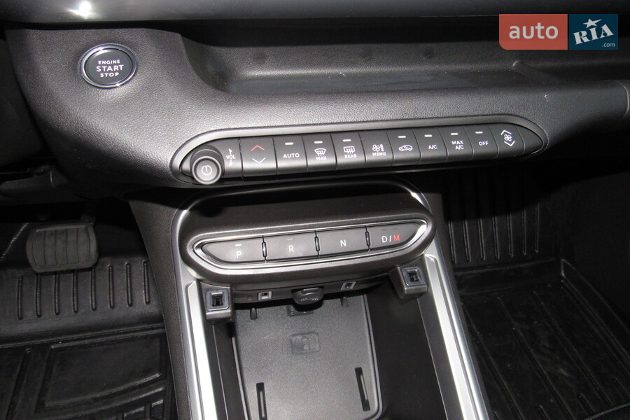 Jeep Avenger - фото 14