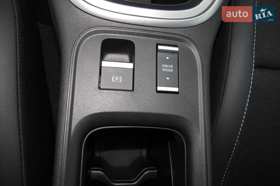 Jeep Avenger - фото 15