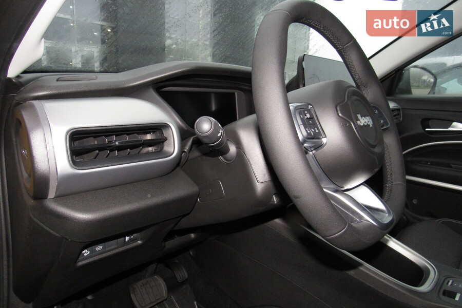 Jeep Avenger - фото 16