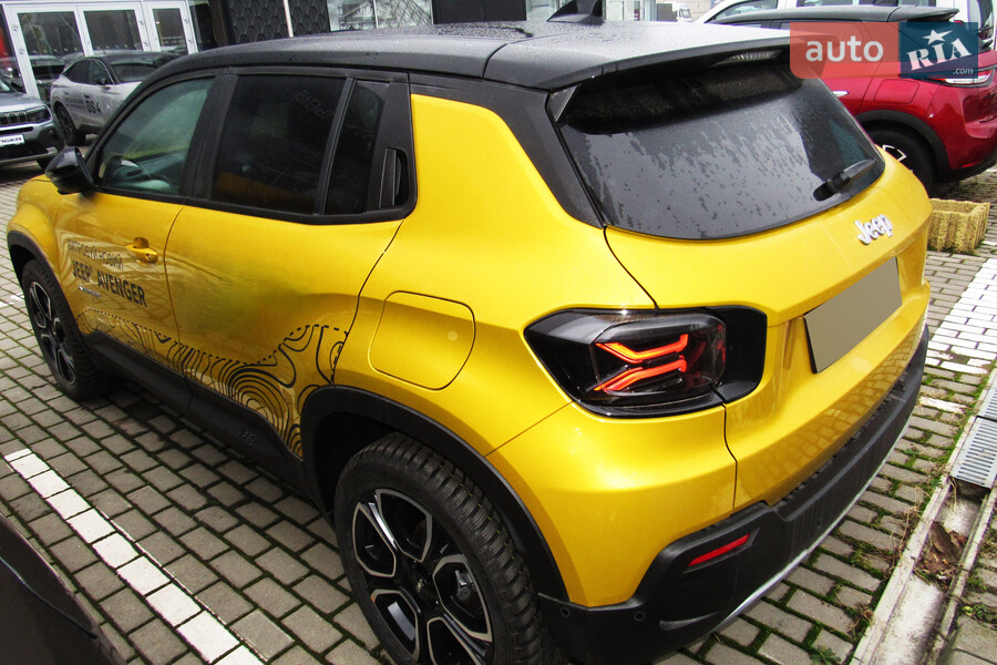 Jeep Avenger - фото 7