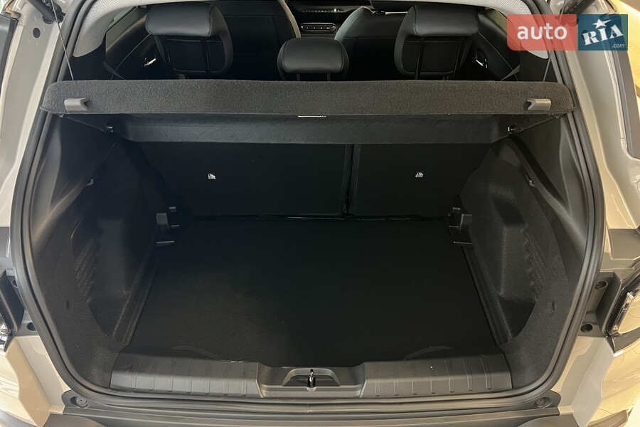 Jeep Avenger - фото 9