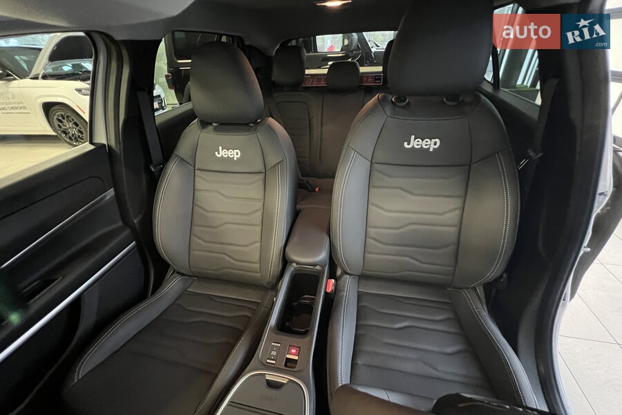 Jeep Avenger - фото 20