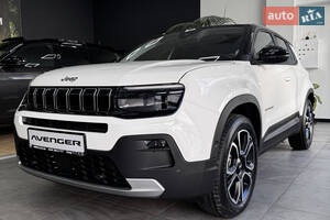Jeep Avenger Summit