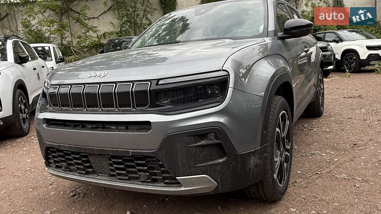 Jeep Avenger Summit