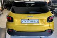 Jeep Avenger Summit