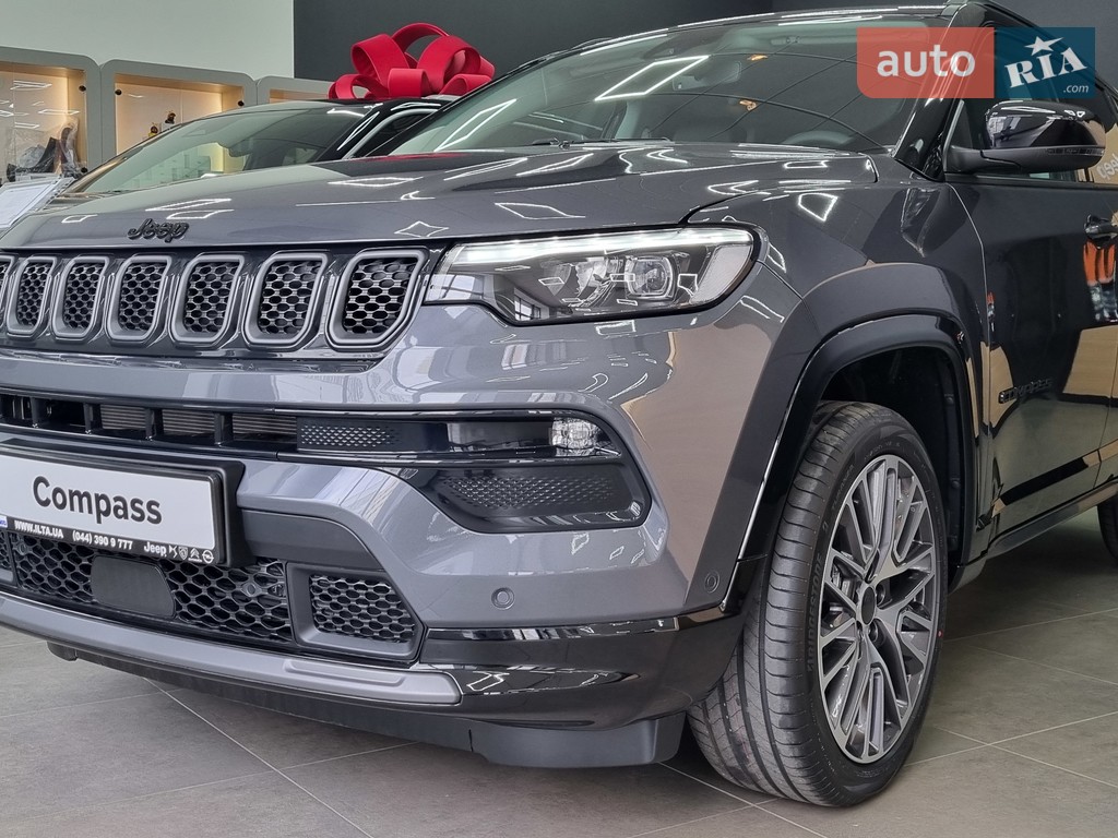 Новый Jeep Compass 1.5 e-Hybrid DCT (130 к.с.) Summit 2024 автосалона ІЛТА - фото 1
