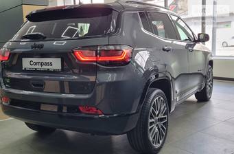 Jeep Compass 2024 Summit